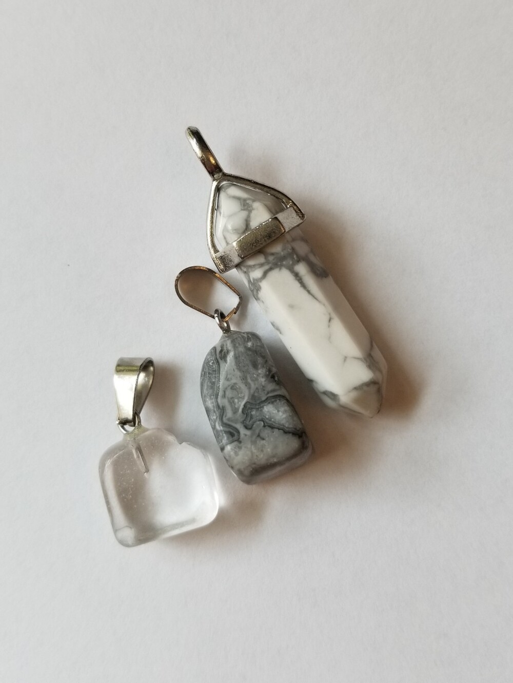 ❗Crystal Rock Necklace Pendant Bundle❗